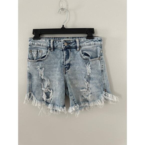 Almost Famous Distressed Light Wash Mid-Rise Shorts sz 1 - Picture 2 of 5